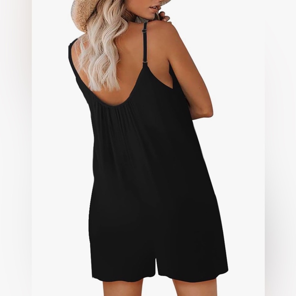 Black Sleeveless Romper - Picture 2 of 7